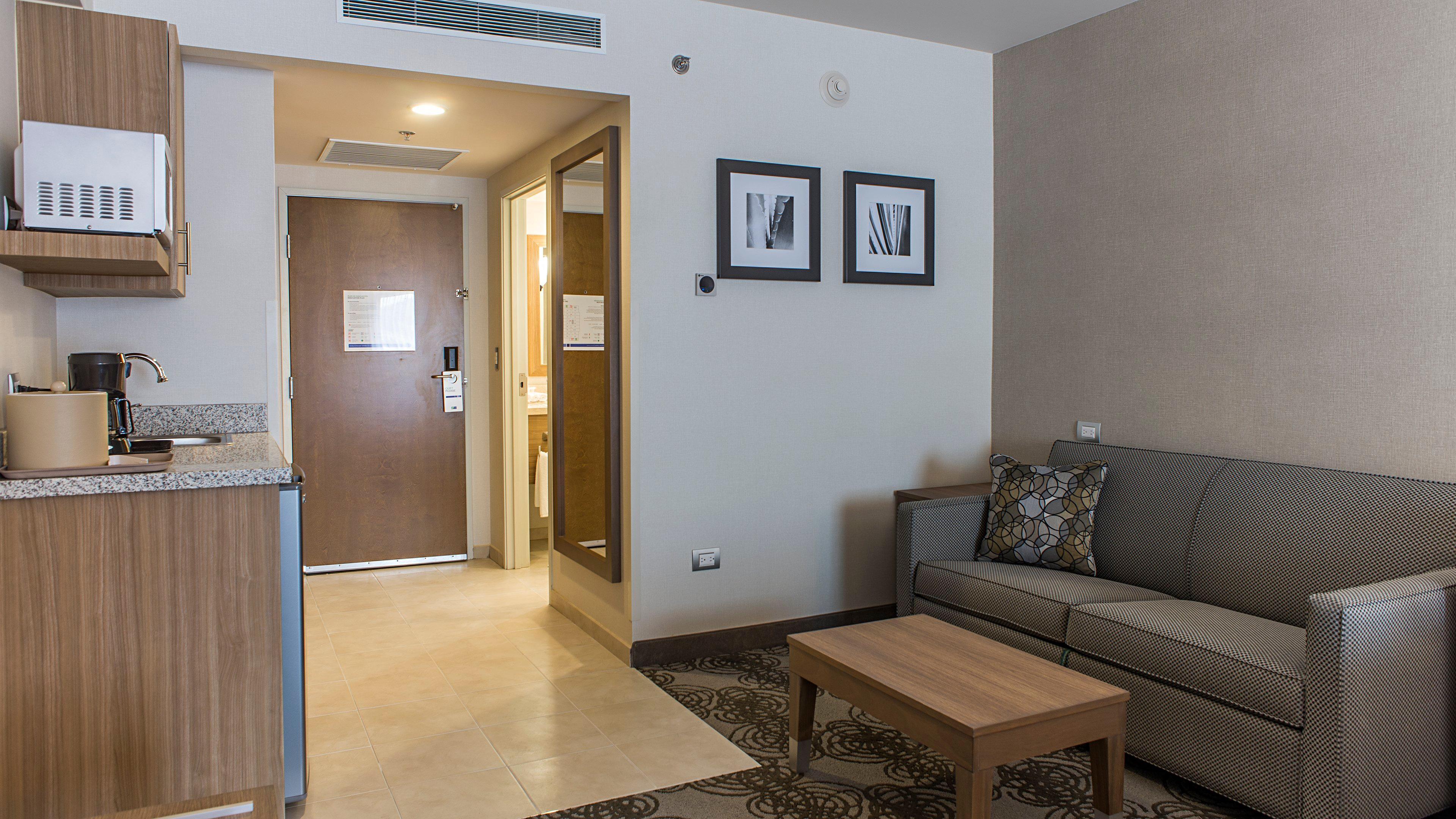 Holiday Inn Express & Suites Chihuahua Juventud By Ihg Extérieur photo